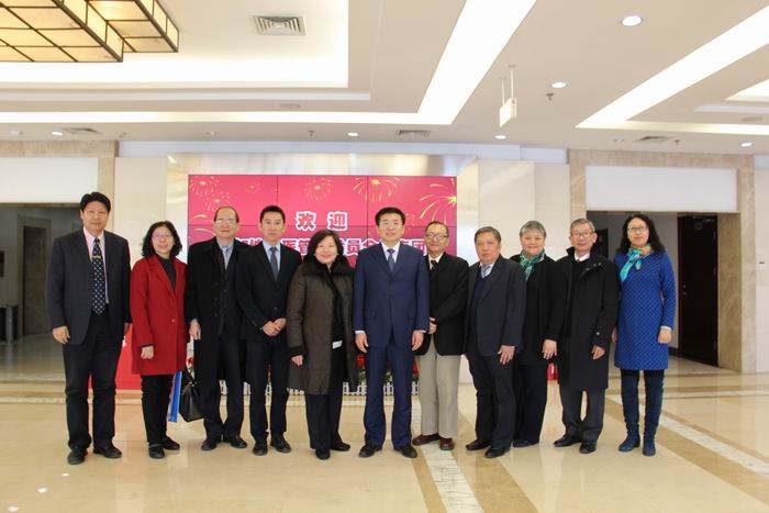 于文明会见新加坡中医管理委员会代表团